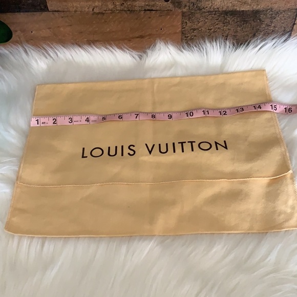 💯 guarantee authentic preowned LV box and dustbag - Picture 7 of 9